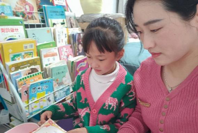 登封市东金店乡第四中心小学阅读区