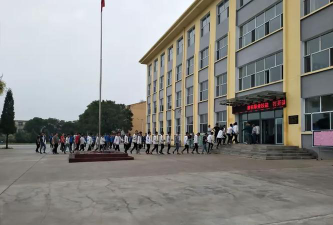 长治沁县中等职业学校阅读区