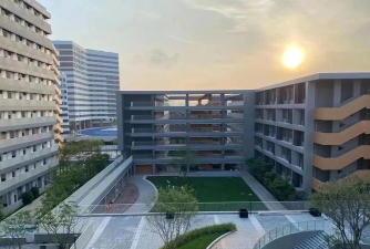 深圳市聚龙科学中学阅读区