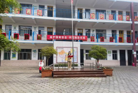 登封市送表矿区第二中心小学阅读区