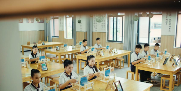 重庆西南大学附属中学荣昌实验学校阅读区
