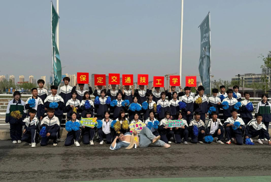 滨州市交通技工学校阅读区