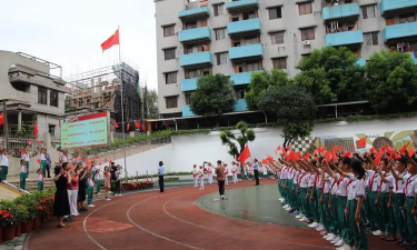 平洲中心小学三山港分校阅读区