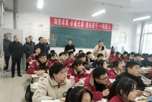泰安肥城市第二高级中学阅读区