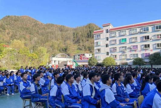 永胜县大安乡大安中学阅读区