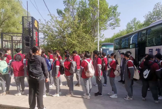 北京顺义区第二中学阅读区