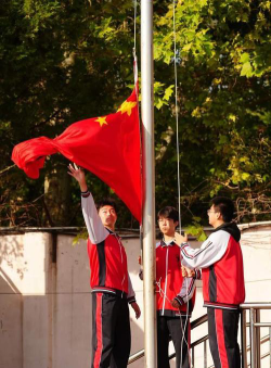 北京市私立君谊中学阅读区