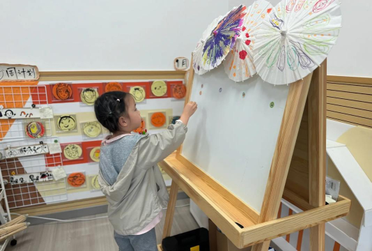 民革联谊幼儿园阅读区