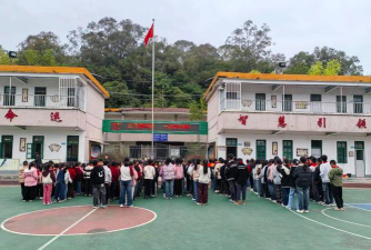 汕头市潮南区雷岭镇洋坑小学阅读区
