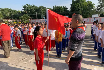 罗村镇联和小学阅读区