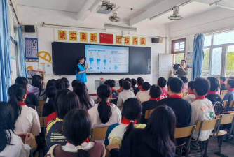 汕头市潮南区雷岭镇济美小学阅读区