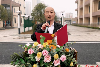岳屏镇前进小学阅读区