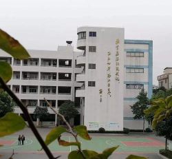 大良云路小学阅读区