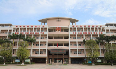 东莞市第五高级中学阅读区