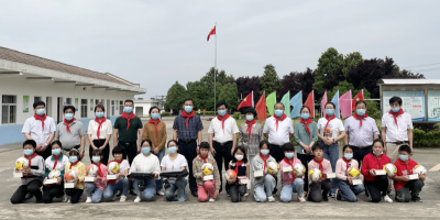 长沙市望城县东城镇长冲小学阅读区