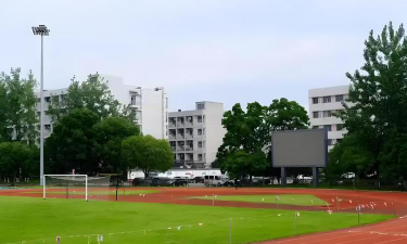 武汉湖北现代科技学校阅读区