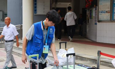 江苏南京技师学院阅读区