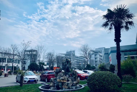 泰州江苏兴化中等专业学校阅读区