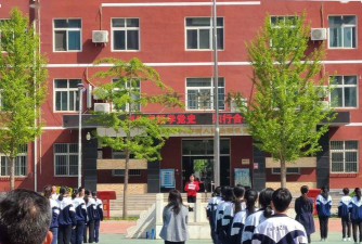 北京房山职业学校阅读区