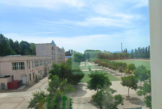 大同市杏沟煤业有限责任公司学校阅读区