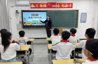 河间市景和镇第二初级中学阅读区