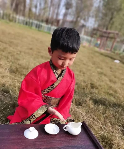 英德市望埠镇小博士幼儿园阅读区