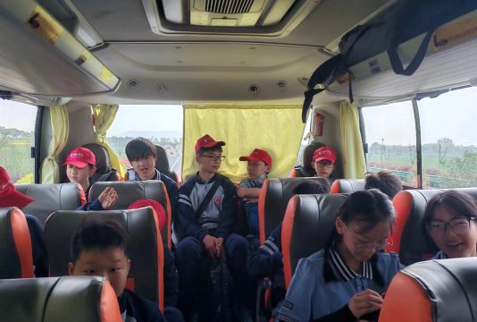 后奕镇初级中学阅读区