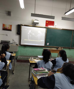 广灵县南村镇南村初级中学阅读区