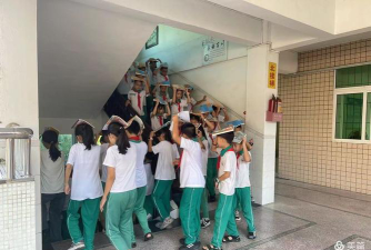汕头市潮南区峡山街道上西沟小学阅读区