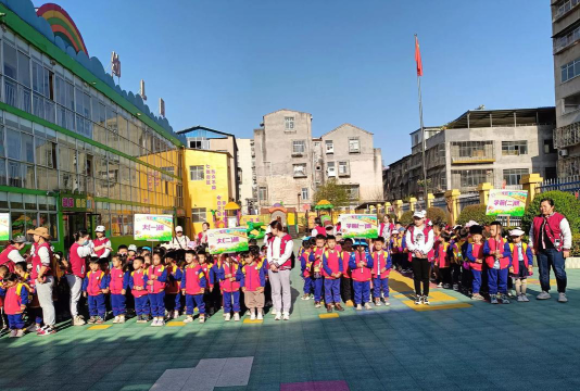 丰都县许明寺镇平桥幼儿园阅读区