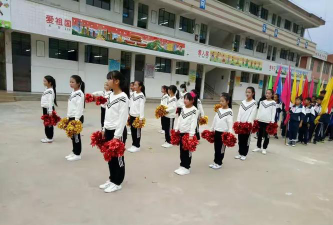 六顺乡中学阅读区