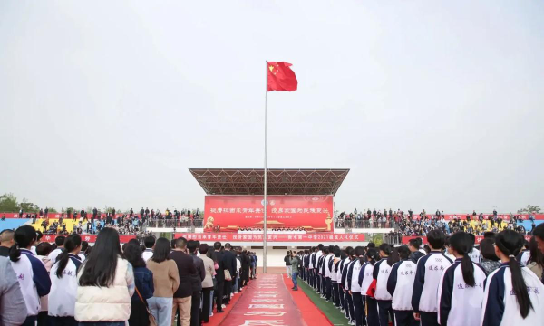 土左旗兵州亥乡中学阅读区