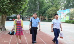 武汉市江岸区丹水池小学阅读区