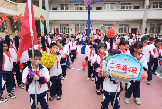 洛龙区第十一小学阅读区