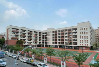 佛山市南海区大沥雅瑶小学阅读区