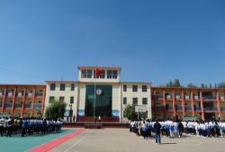 河底中学阅读区