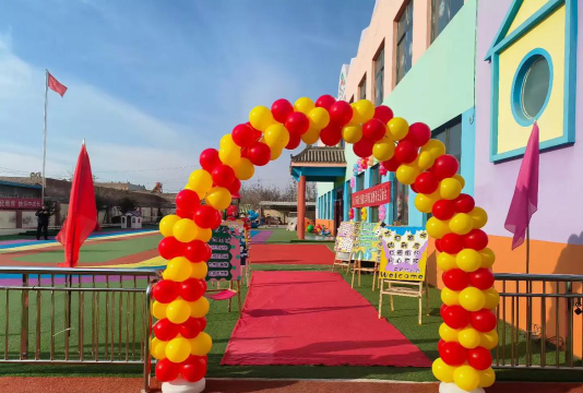 西昌市育苗幼儿园阅读区