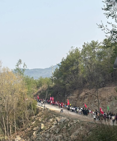 高坪区小龙镇初级中学阅读区