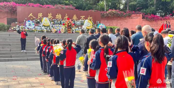蓬江区甘光仪学校阅读区