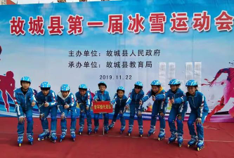 青罕镇中学阅读区