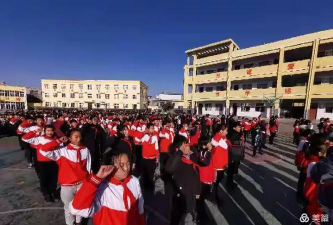 宜阳县白杨镇中心小学阅读区