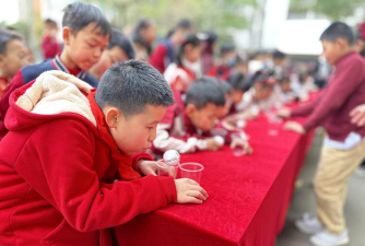 佛山市禅城区张槎中心小学阅读区