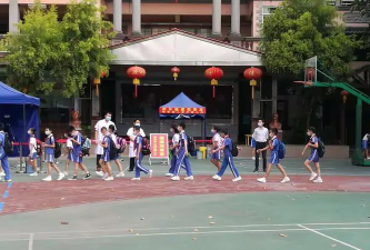 汉阳区为民小学阅读区