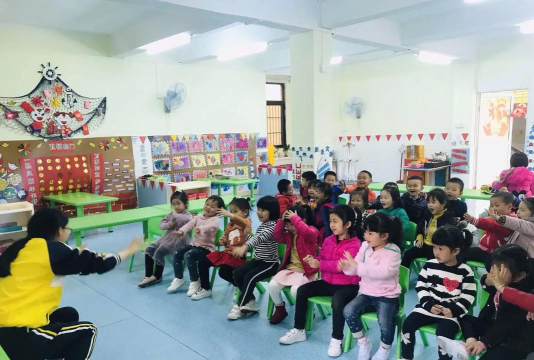 河源市源城区东埔中心幼儿园阅读区