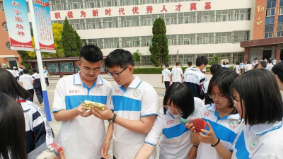 深州市唐奉中学阅读区