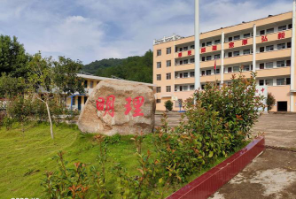 墨江县孟弄乡初级中学阅读区