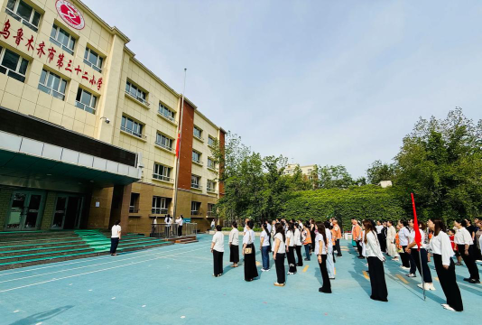武汉市青山区武钢第七子弟小学阅读区