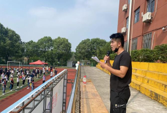 武汉经济技术开发区小军小学阅读区