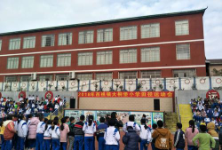 佛山市南海区西樵镇大桐堡小学阅读区