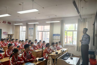 犁川镇初级中学阅读区